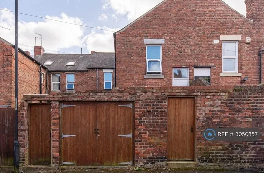4 bedroom flat for rent