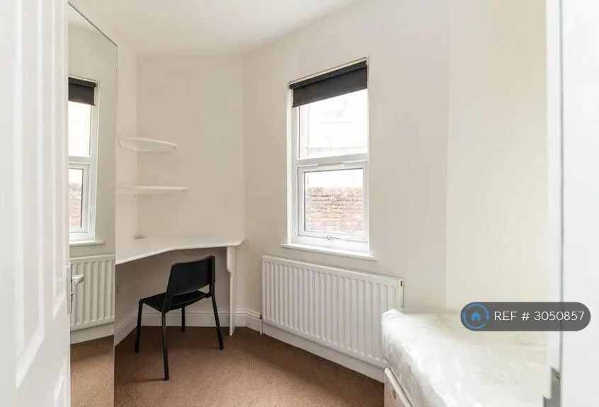 4 bedroom flat for rent