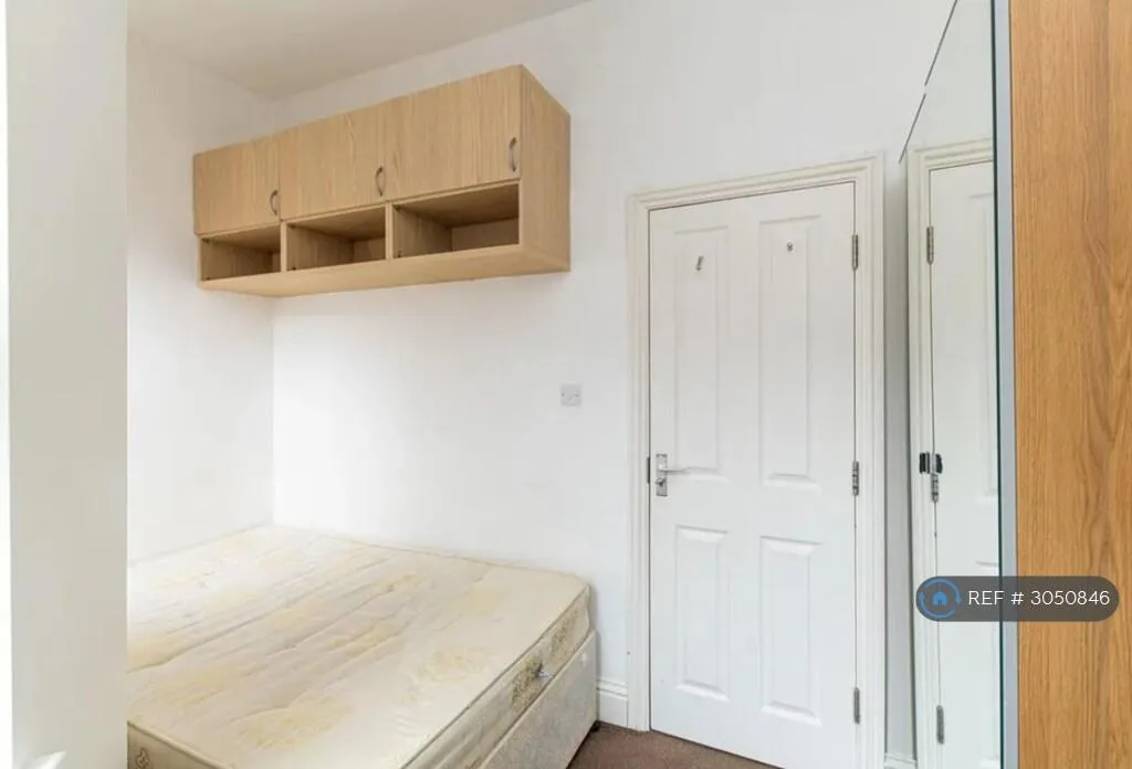 5 bedroom maisonette for rent