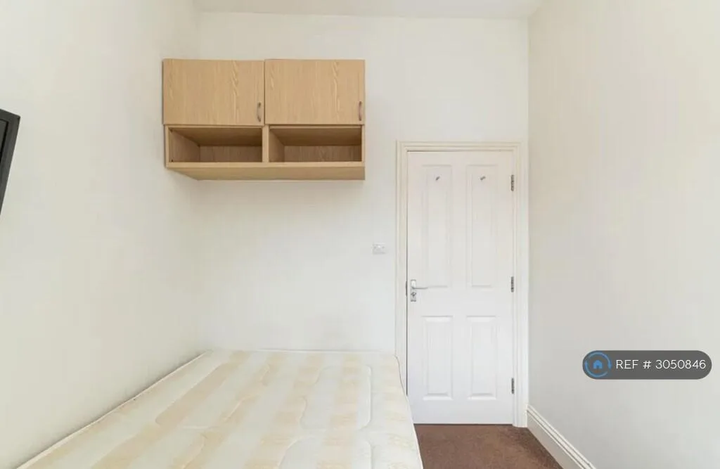 5 bedroom maisonette for rent