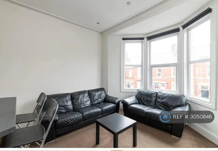 5 bedroom maisonette for rent