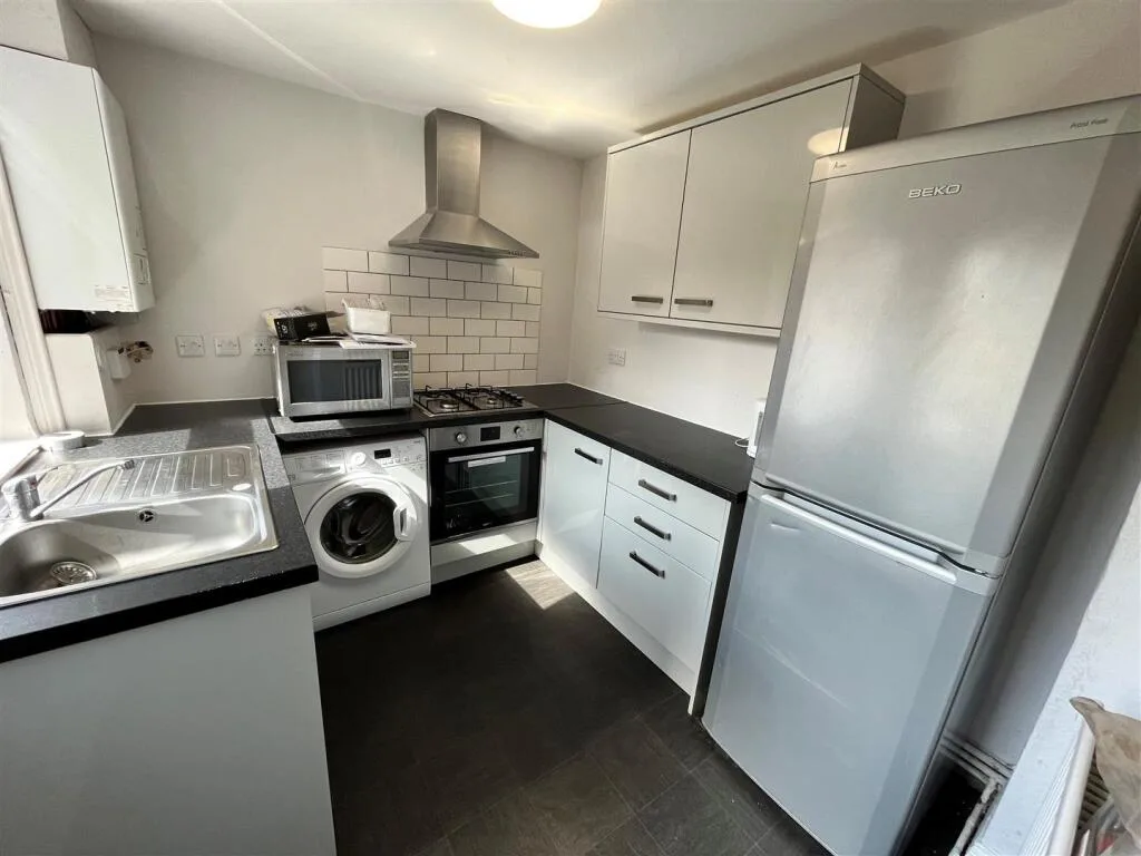 4 bedroom terraced house for rent