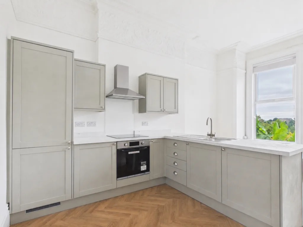 2 bedroom flat for rent