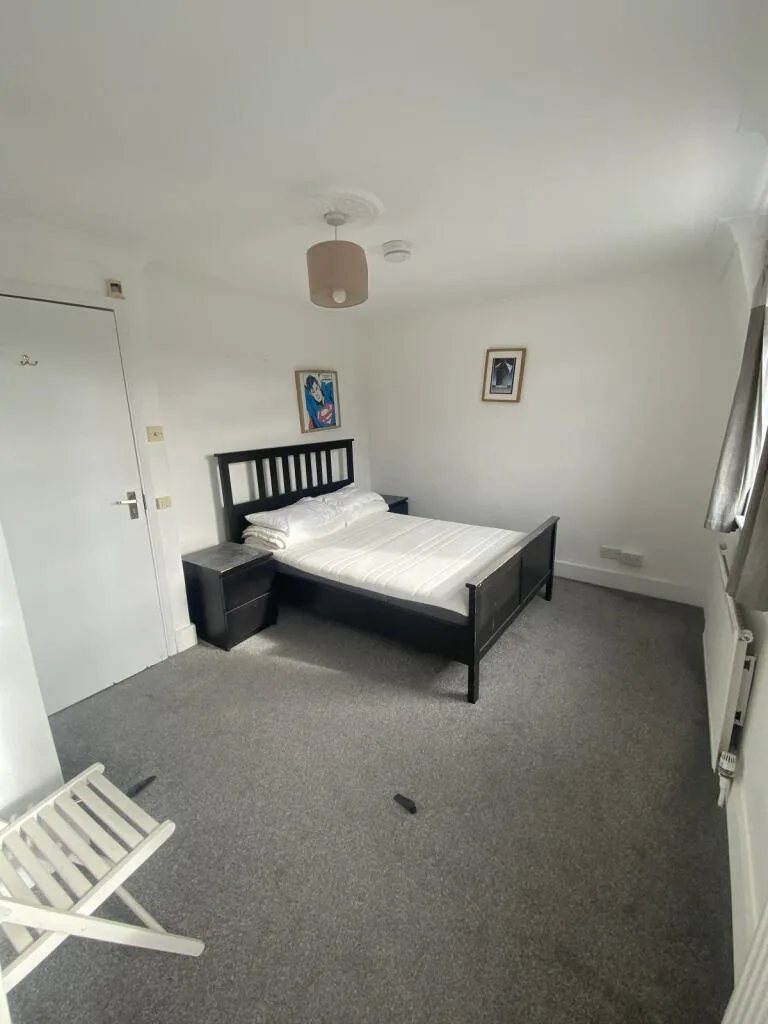 3 bedroom maisonette for rent