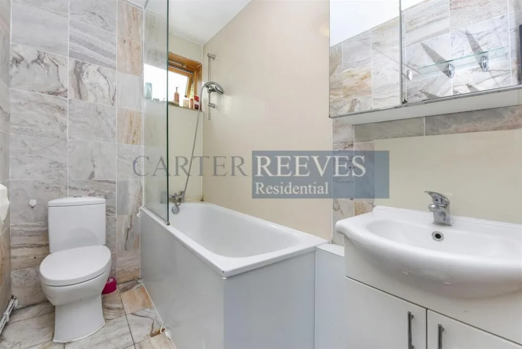 3 bedroom block of apartments for rent