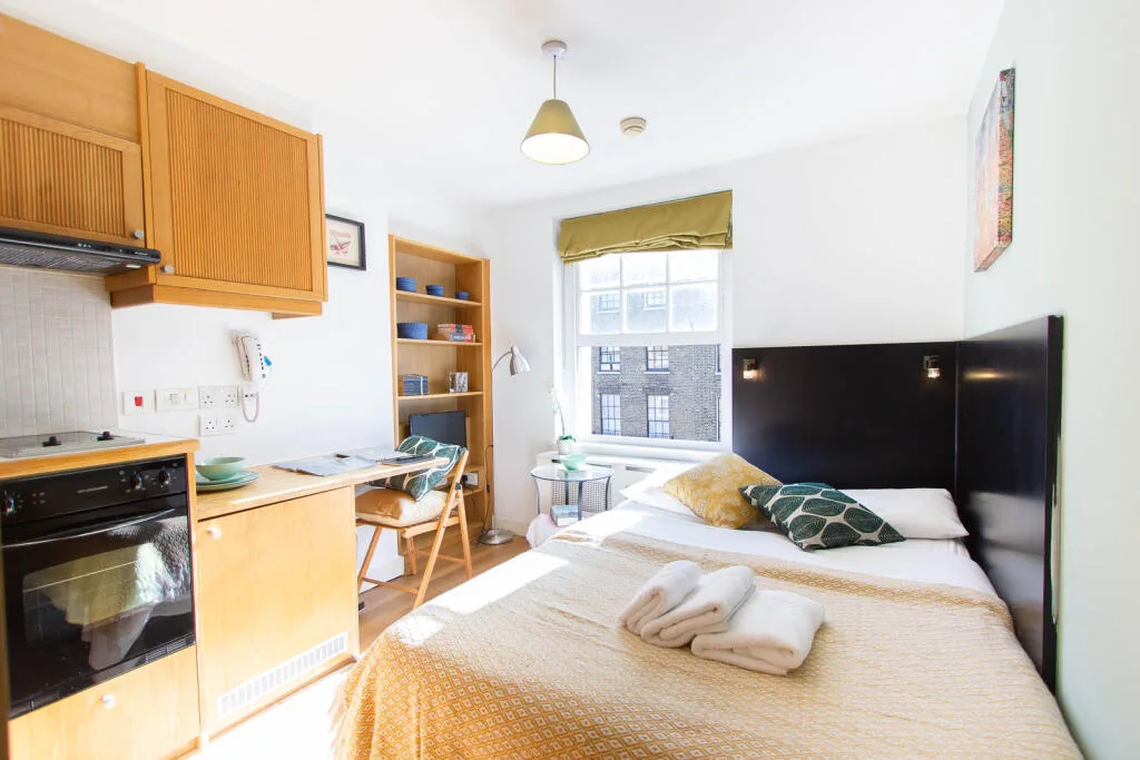Studio flat for rent