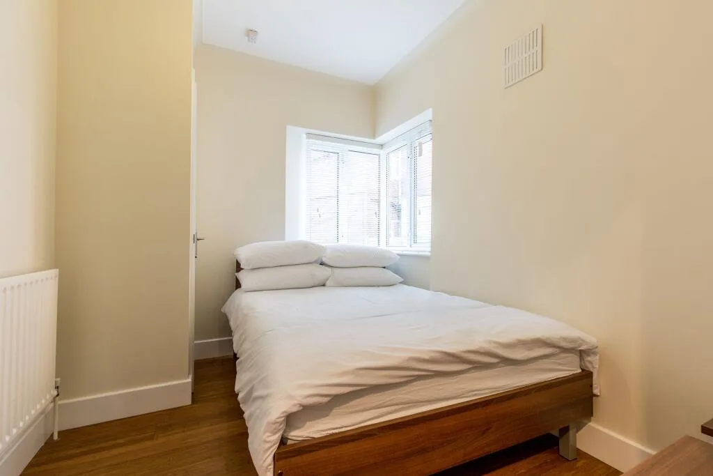3 bedroom ground floor flat for rent