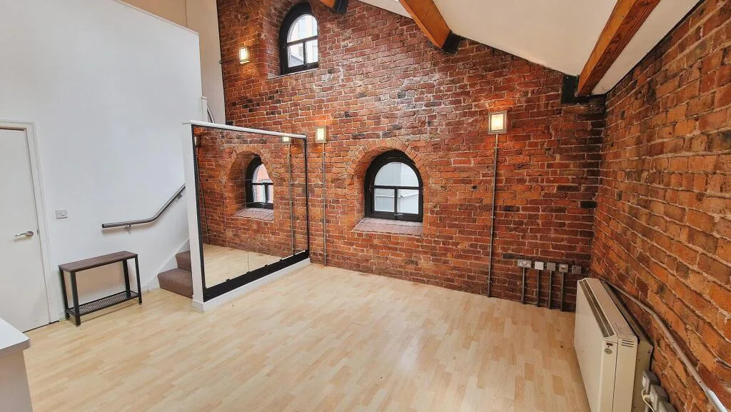 2 bedroom duplex for rent