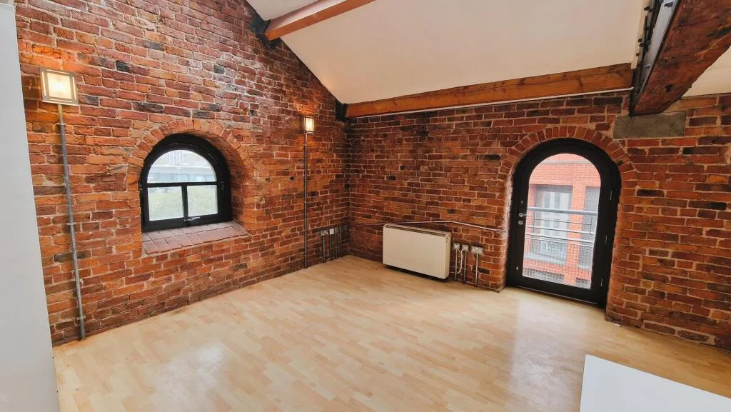 2 bedroom duplex for rent
