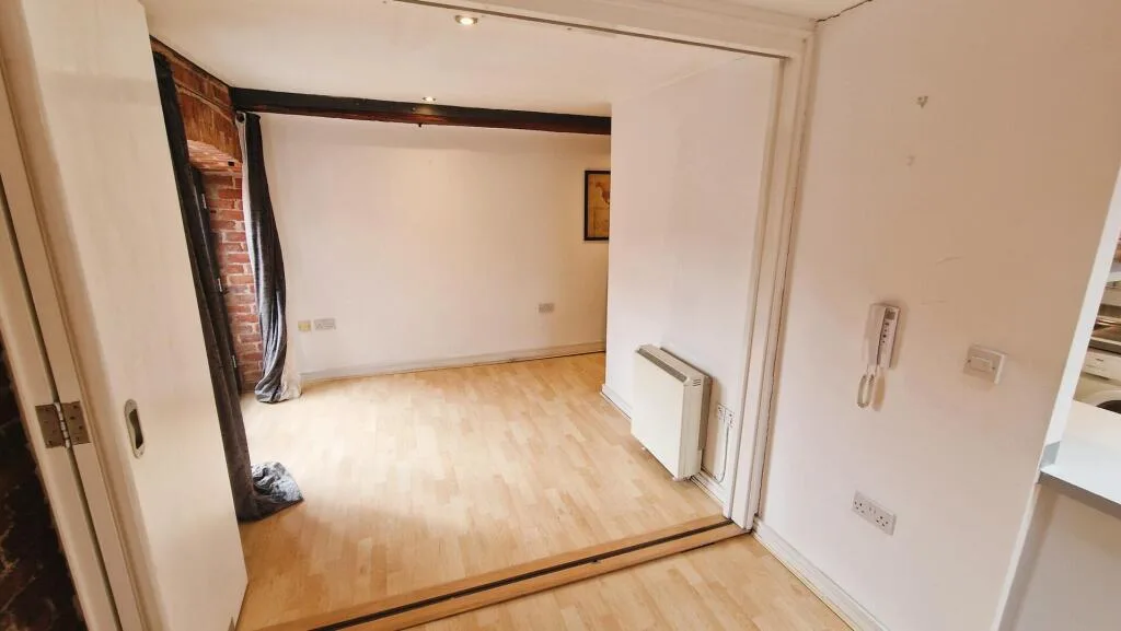 2 bedroom duplex for rent