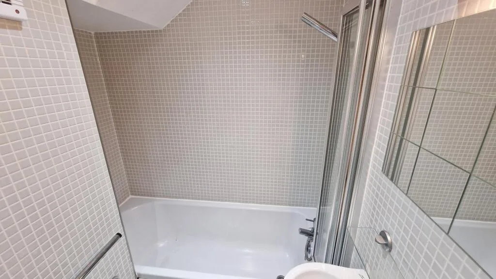 2 bedroom duplex for rent