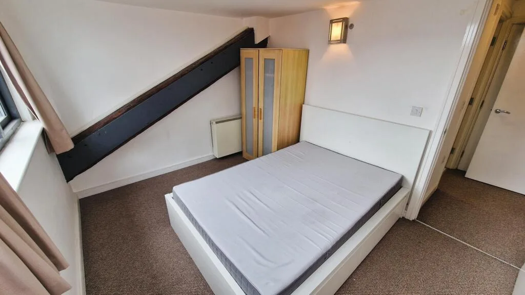 2 bedroom duplex for rent