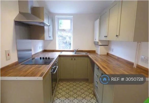 2 bedroom terraced house for rent