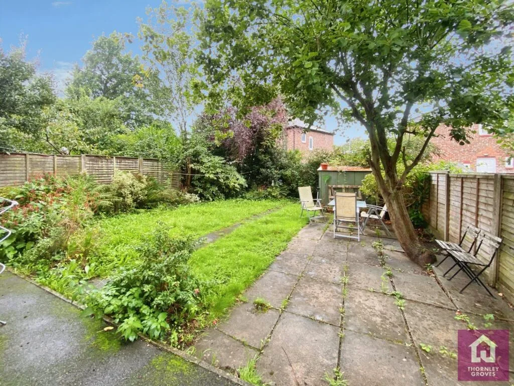 3 bedroom end of terrace house for rent
