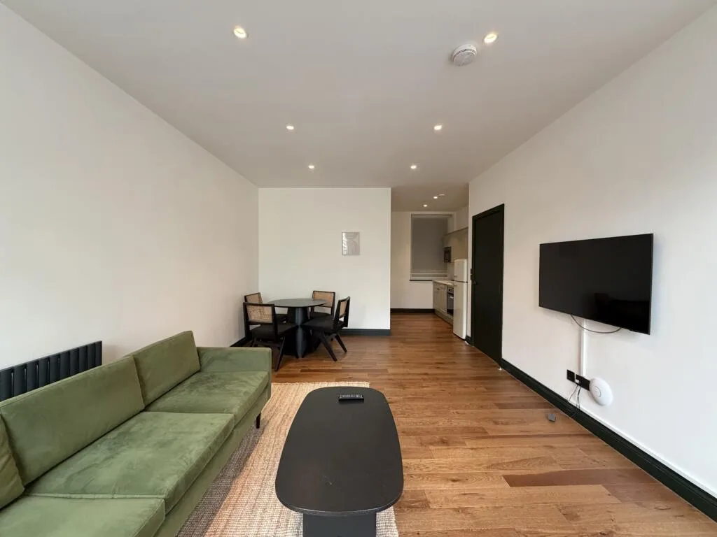 2 bedroom flat for rent