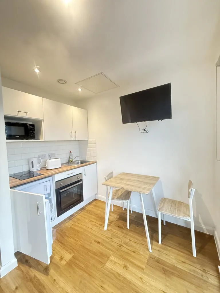 Studio flat for rent
