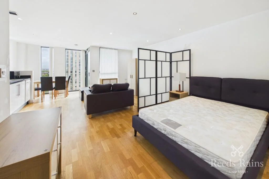 Studio apartment for rent