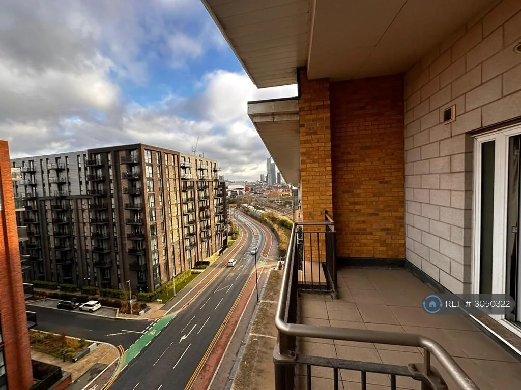 2 bedroom penthouse for rent