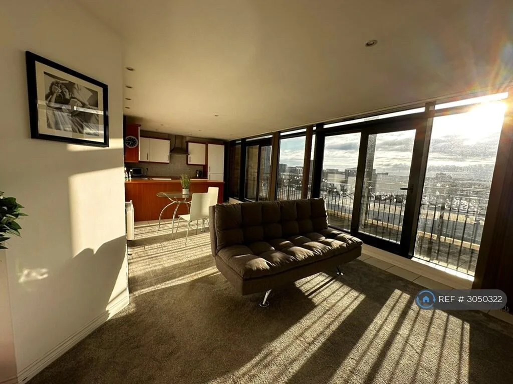 2 bedroom penthouse for rent