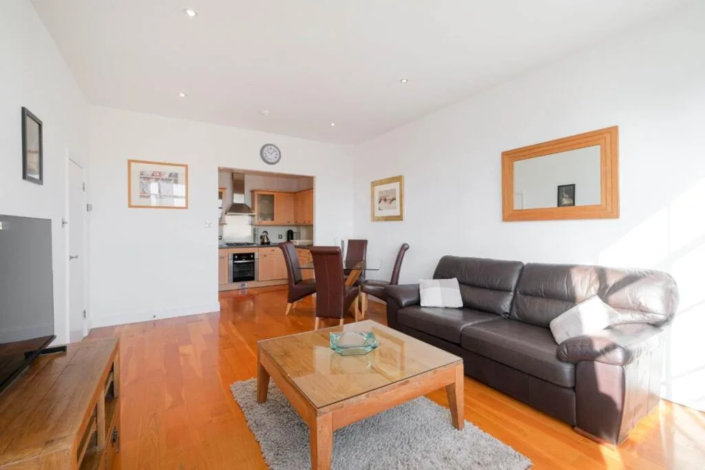 2 bedroom flat for rent