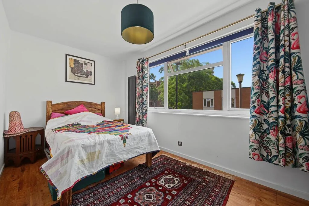 3 bedroom maisonette for rent