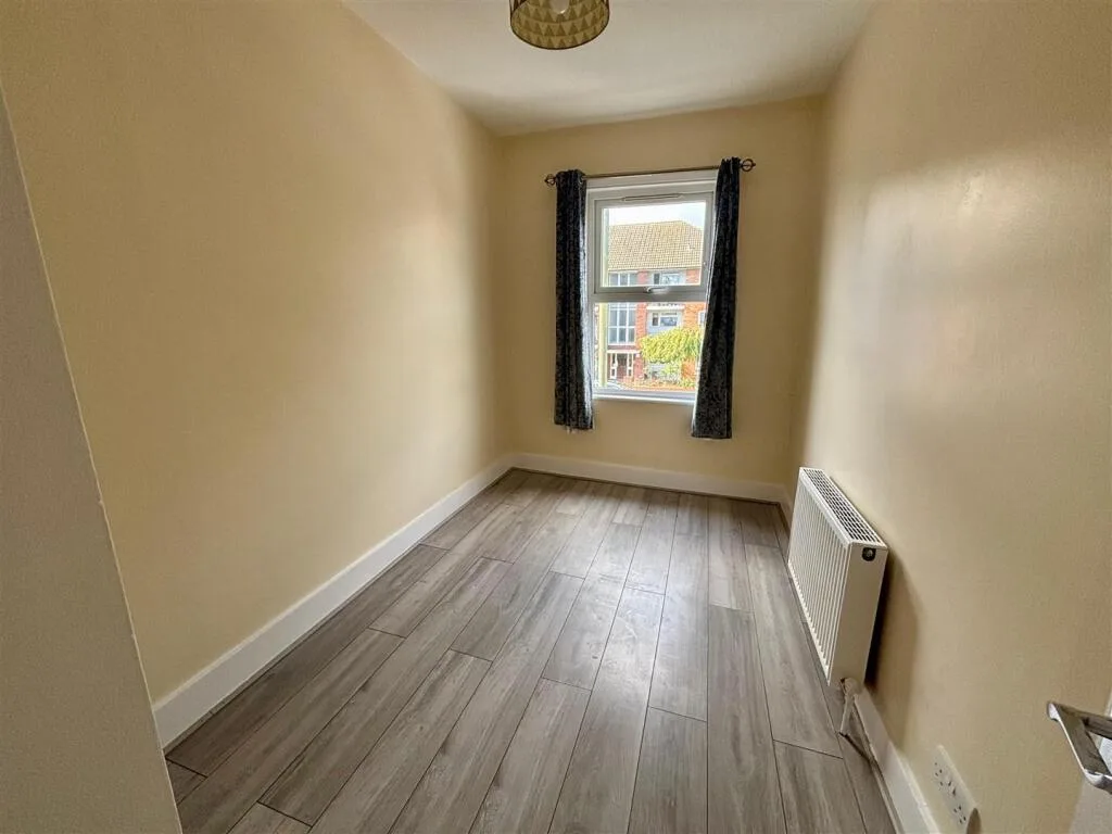 2 bedroom house for rent