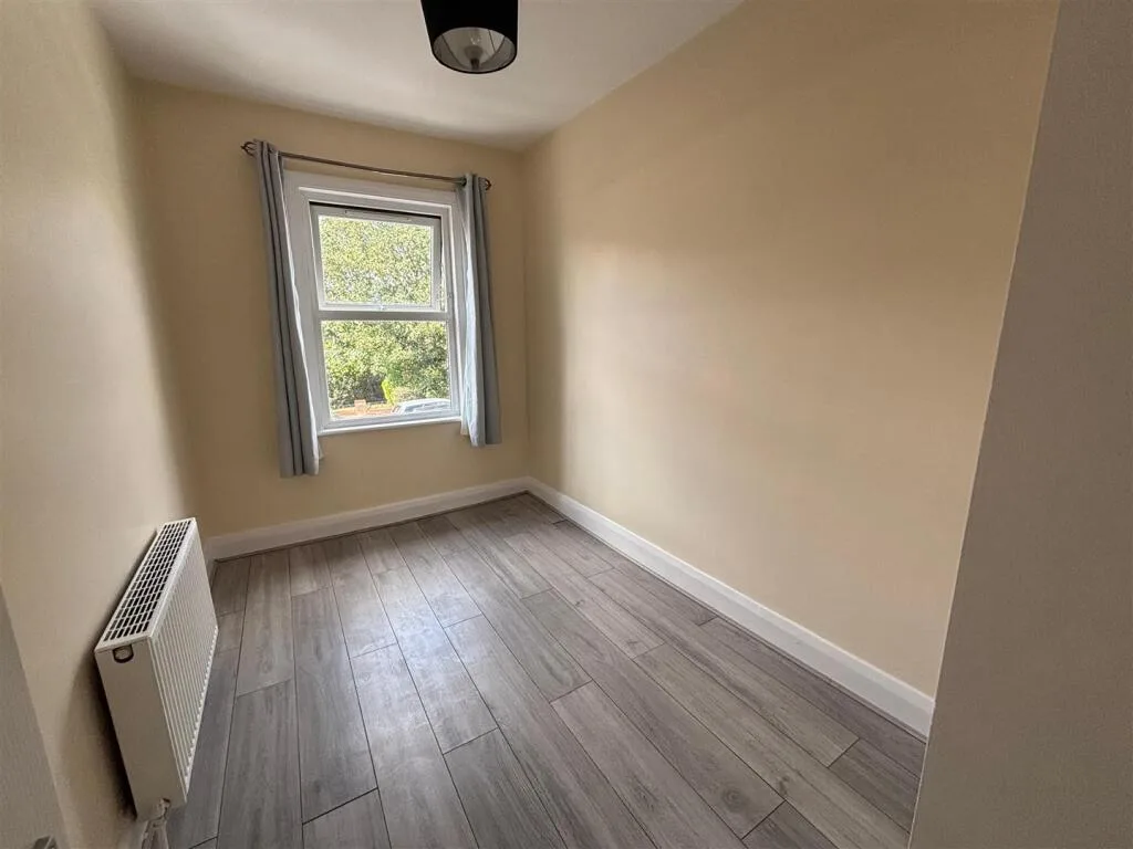 2 bedroom house for rent