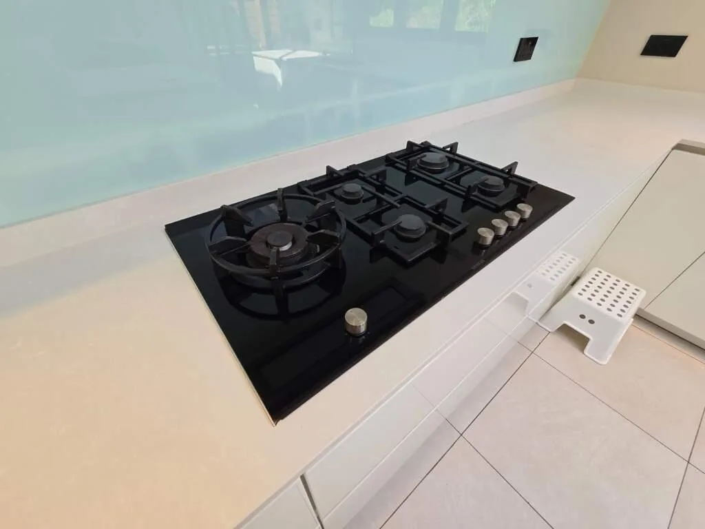 4 bedroom semi-detached house for rent
