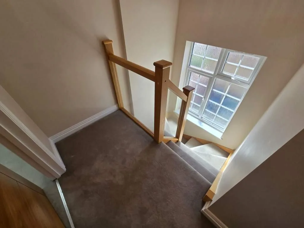 4 bedroom semi-detached house for rent