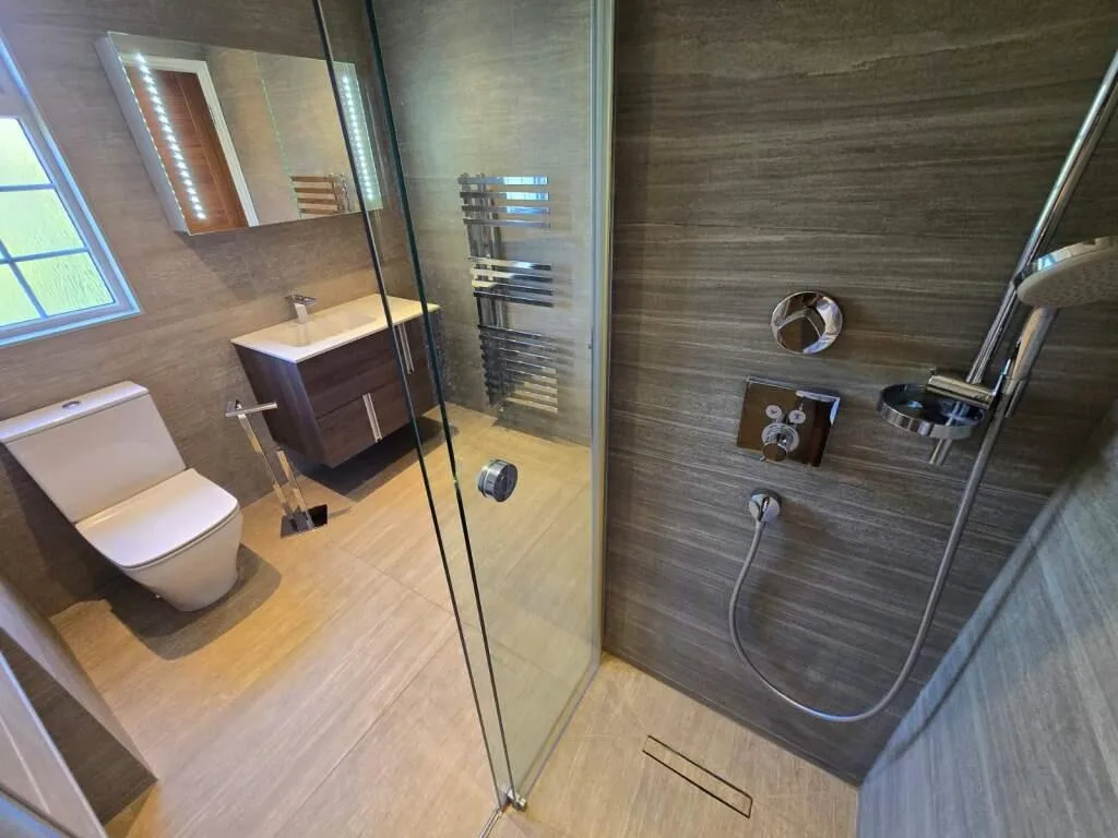 4 bedroom semi-detached house for rent