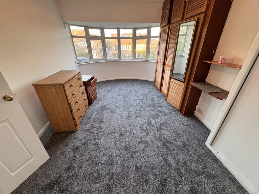 3 bedroom semi-detached house for rent
