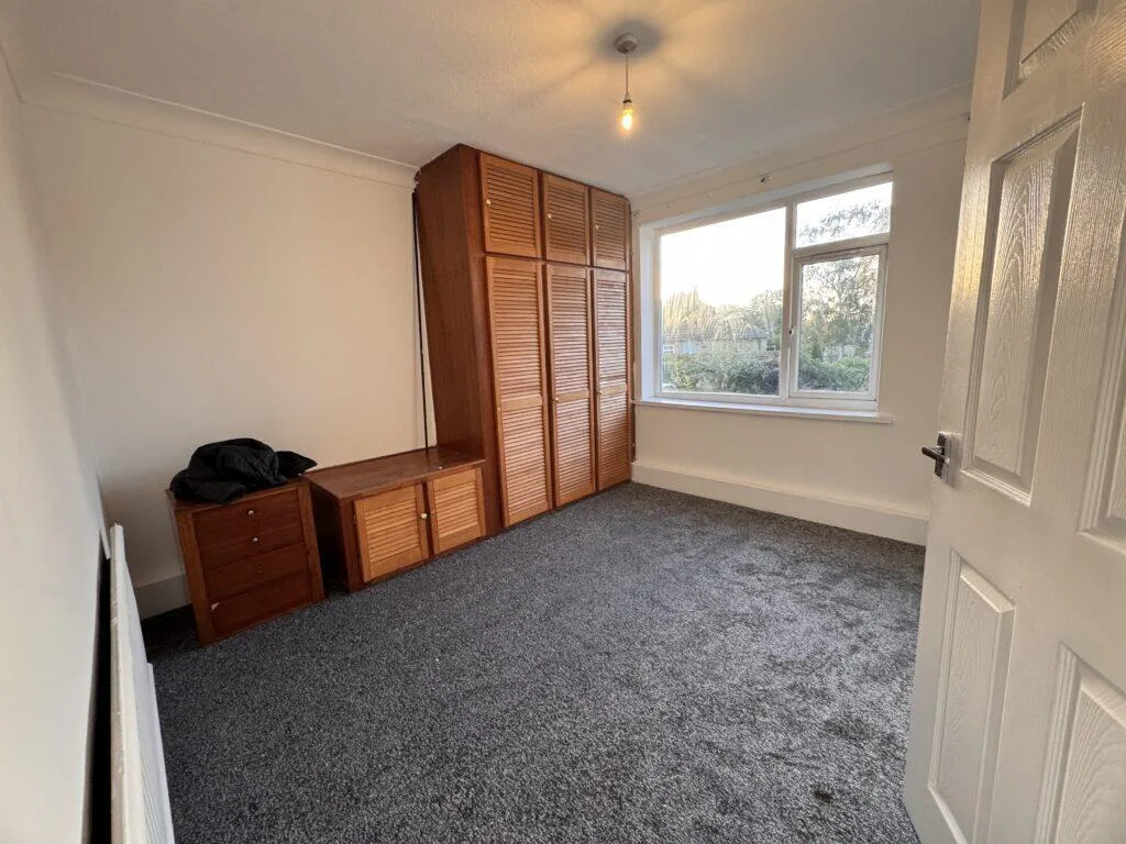 3 bedroom semi-detached house for rent