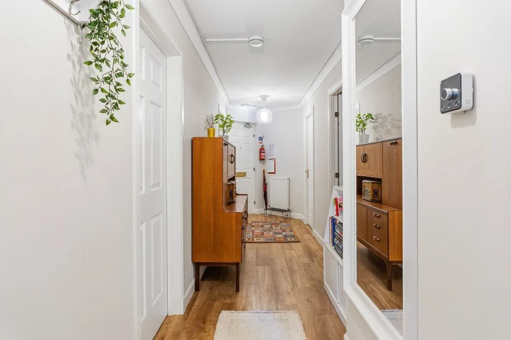 4 bedroom flat for rent