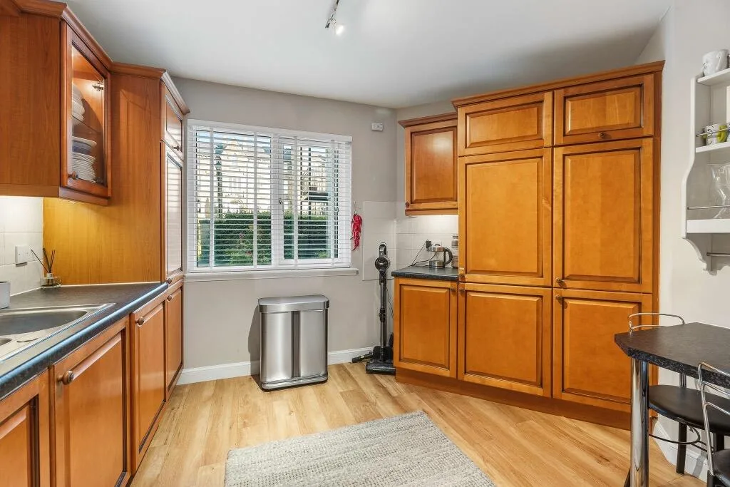 4 bedroom flat for rent