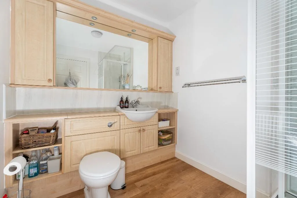 4 bedroom flat for rent