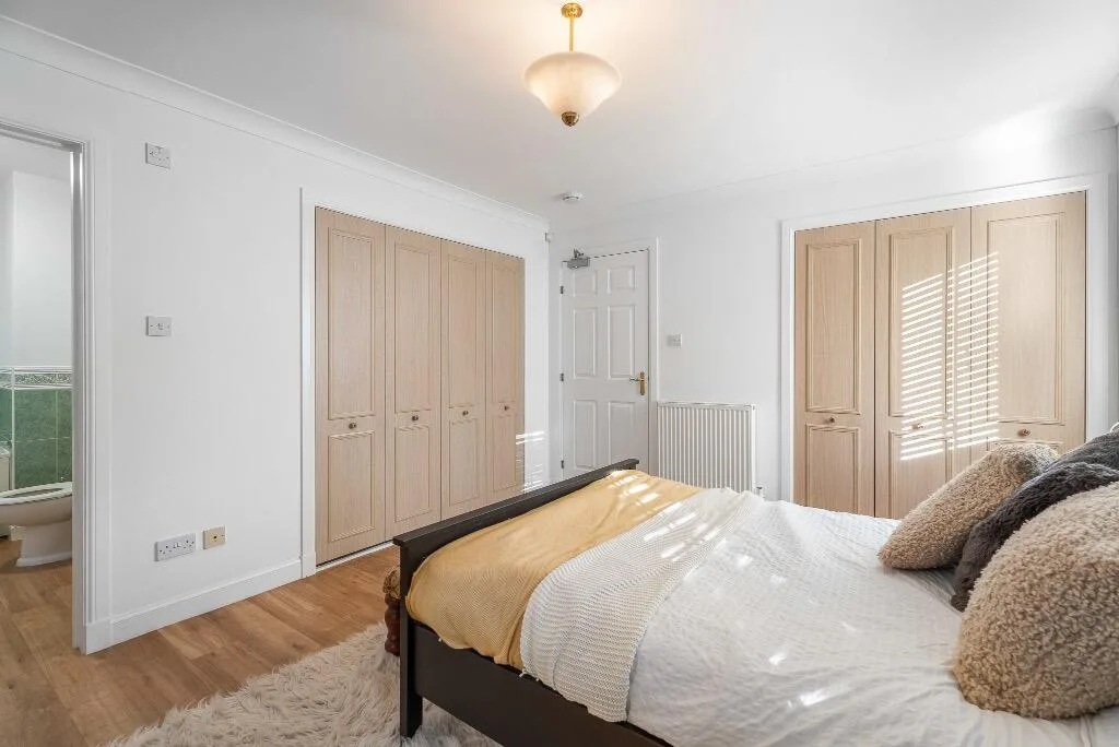 4 bedroom flat for rent