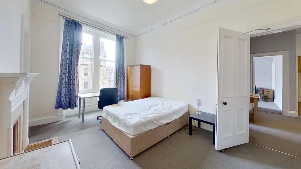 4 bedroom flat for rent