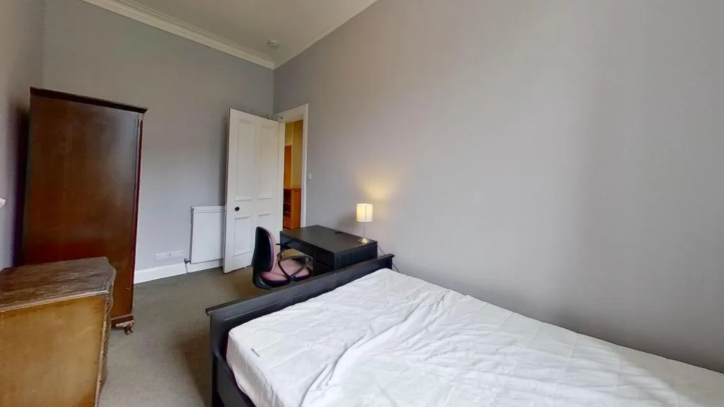 4 bedroom flat for rent
