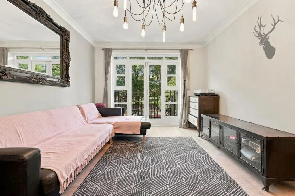 2 bedroom apartment for rent