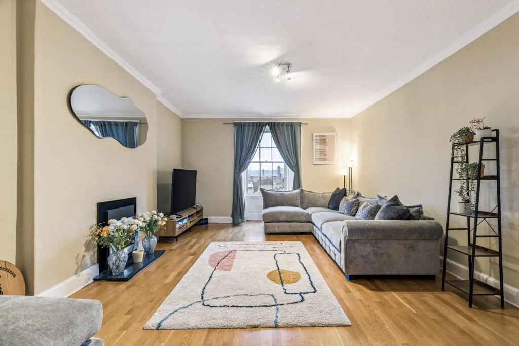 3 bedroom apartment for rent