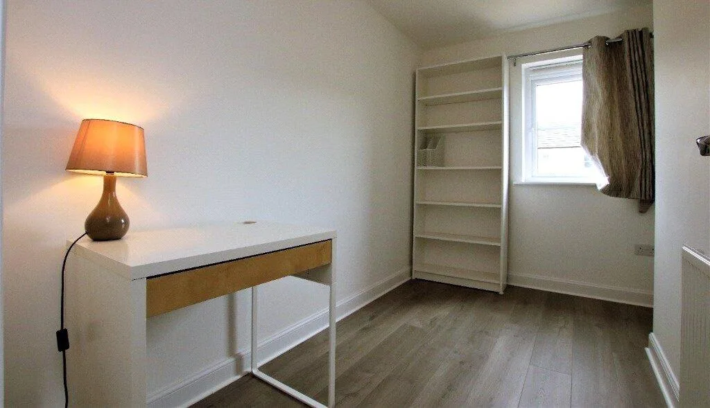 2 bedroom house for rent