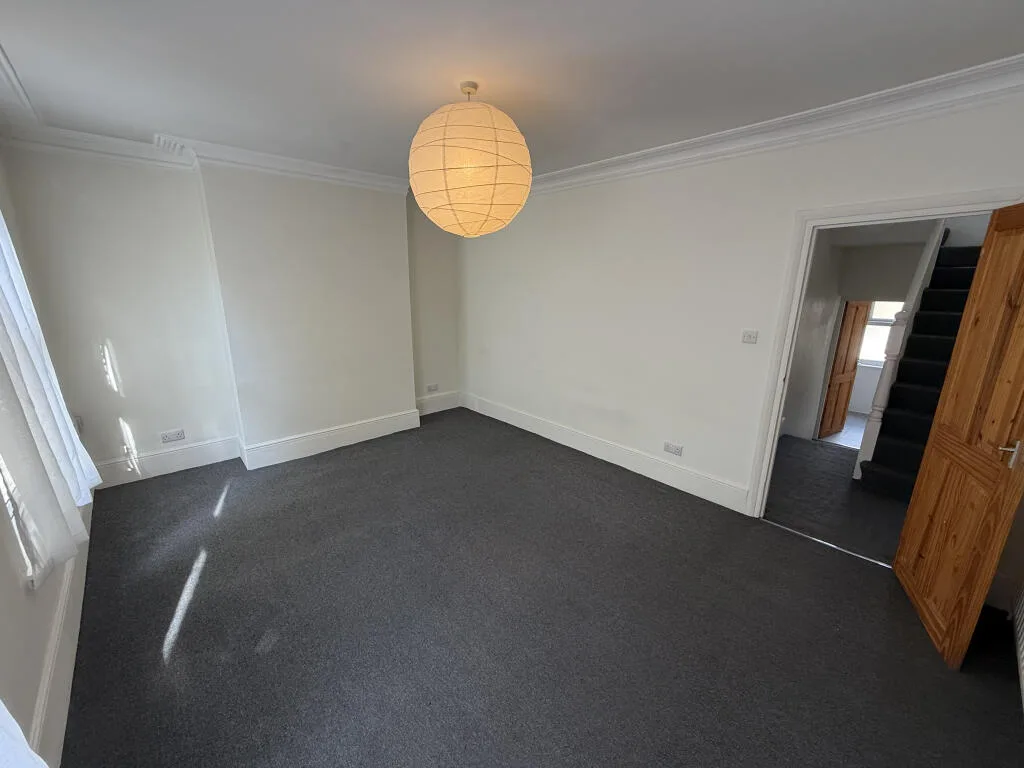 2 bedroom duplex for rent