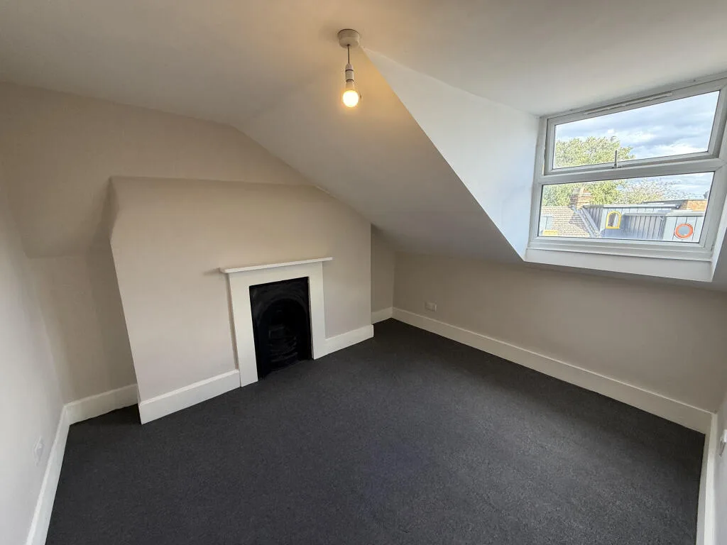 2 bedroom duplex for rent