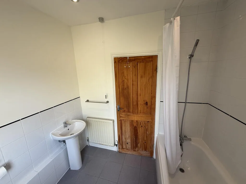 2 bedroom duplex for rent