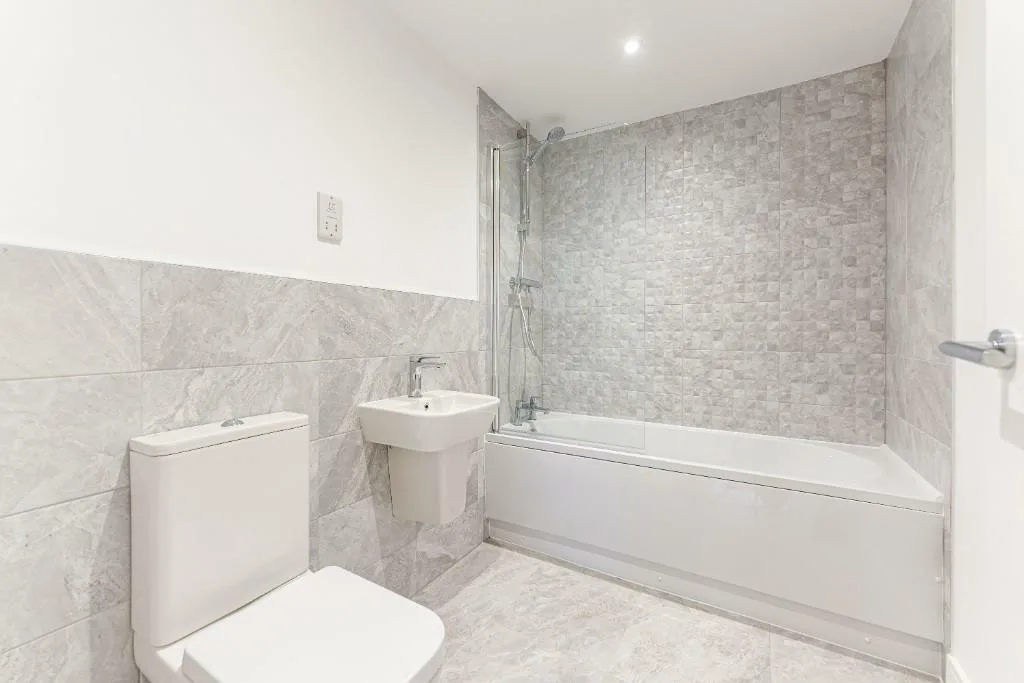 2 bedroom duplex for rent