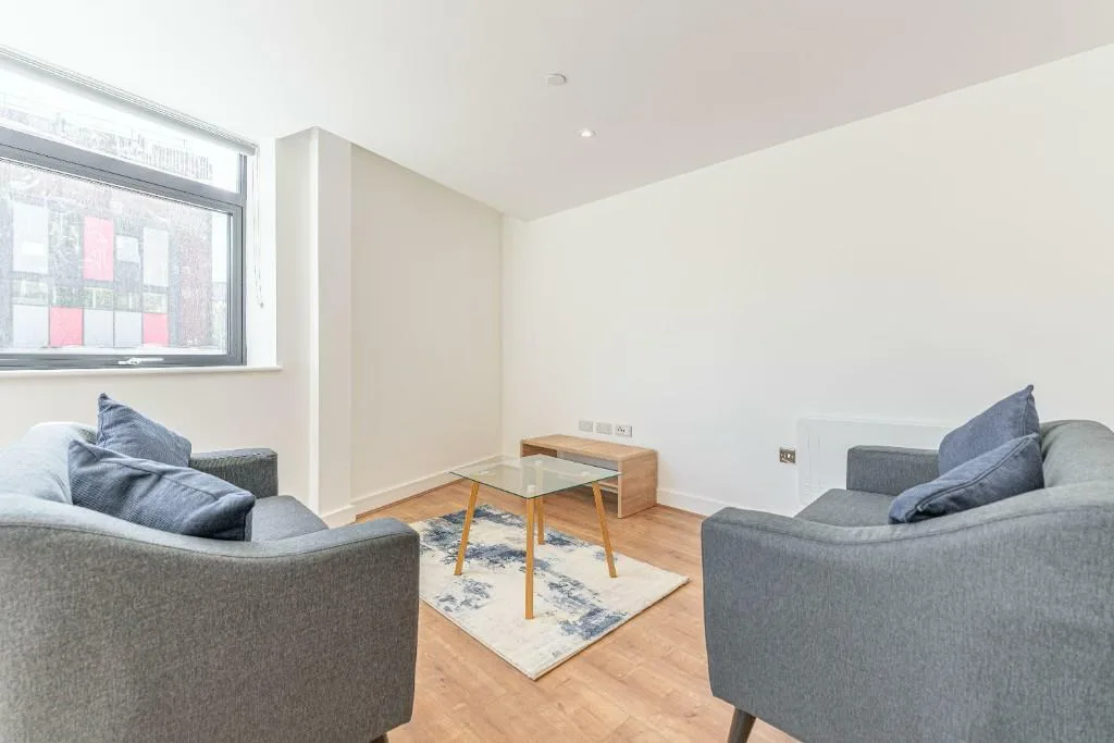 2 bedroom duplex for rent