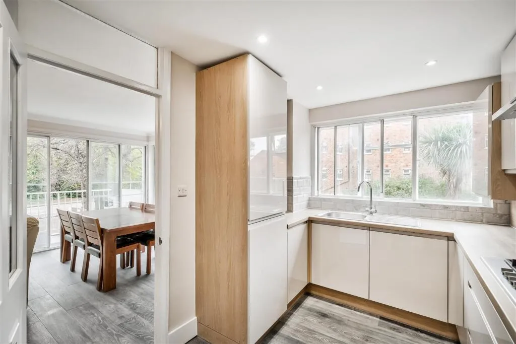2 bedroom flat for rent