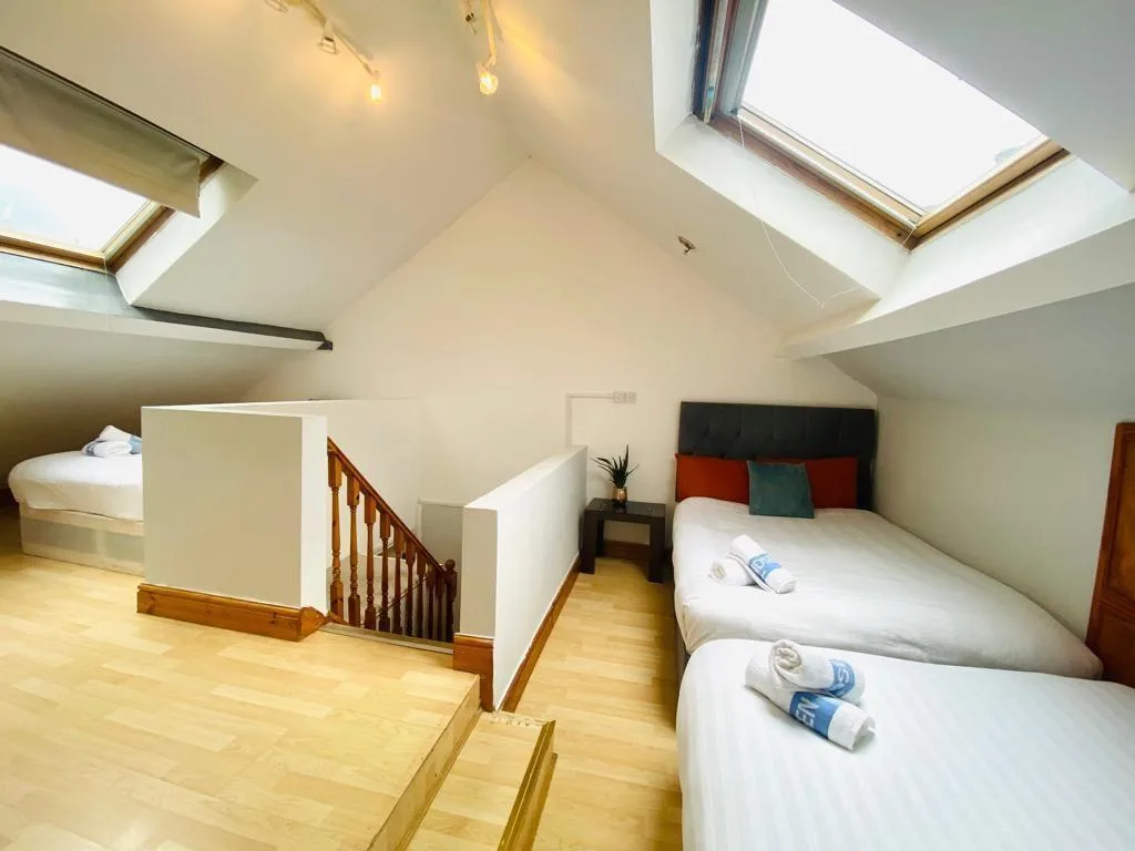 1 bedroom maisonette for rent