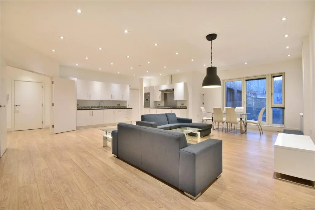 2 bedroom flat for rent