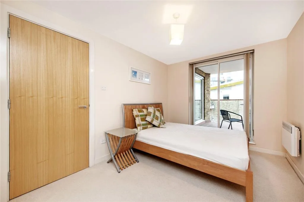 2 bedroom penthouse for rent